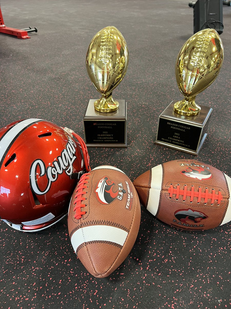 vypehouston's tweet photo. Class 3A Brazos has something cooking in Wallis, Texas

Great day for a VYPE CAMPUS MEDIA DAY

#txhsfb https://t.co/PCBXDu8Lq5