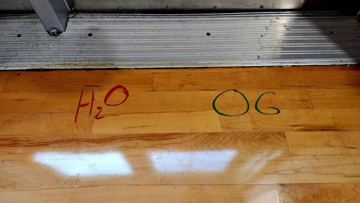 LissaJoshh37's tweet photo. Time to do some @FloormarX testing in my new space. I have high hopes for this product &amp; think I'll have many, many uses for it. Stay tuned. #physed https://t.co/TiMoVcnCYm