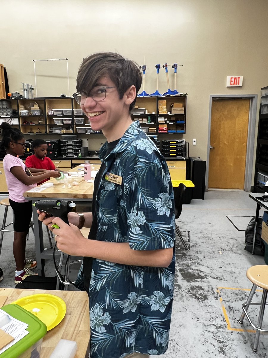 nkhsrobotics's tweet photo. Today we are giving a huge shout out to Nathan aka Nate aka Nath. Besides being a wonderful counselor, Nathan also has excellent taste in music! Nate is always enthusiastic and ready to make sure all his campers have a great week. Thanks Nate! https://t.co/1OpSk7GOb3