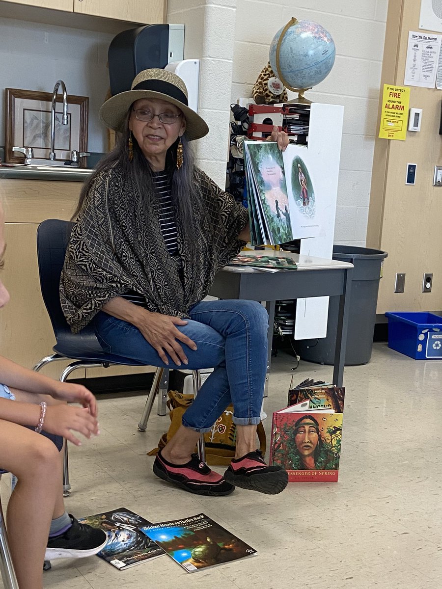 Chrbrown77's tweet photo. Parachute fun and story time with Linda Lou! @SCCDSB @campstclair https://t.co/udhPr9fc46