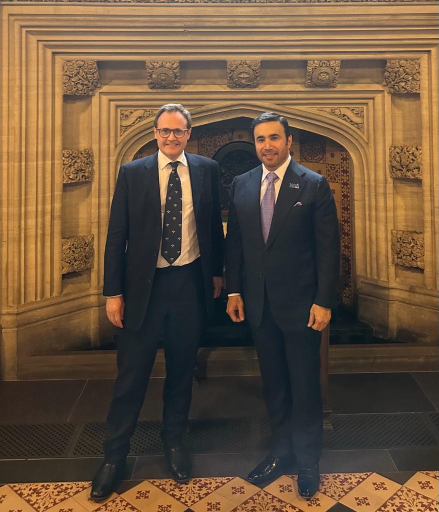 AhmedNAlRaisi's tweet image. I was pleased to meet @TomTugendhat, Minister of State for Security of the United Kingdom, on the sidelines of @INTERPOL_HQ centenary celebrations in the UK 🇬🇧 last week.

#INTERPOL100