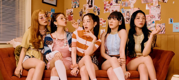 AboutMusicYT's tweet photo. 2 years ago today, Red Velvet released 'Queendom'. https://t.co/4UomIqOkmA