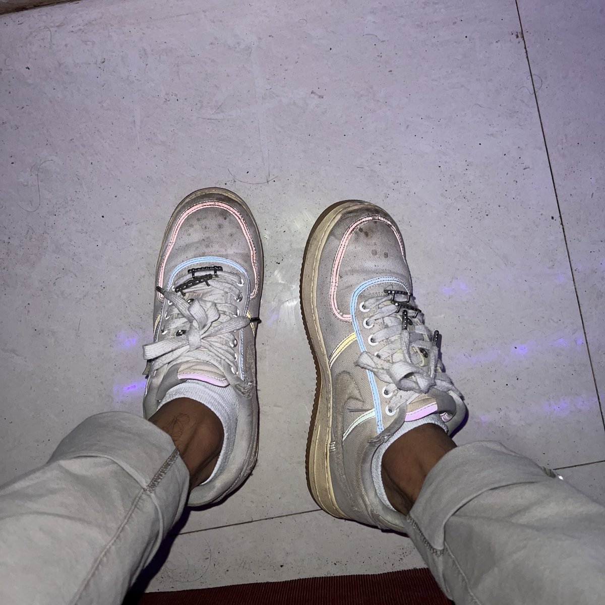 washedBrownBoy's tweet photo. @trvisXX lemme get the cut the checks 🤩 https://t.co/kd8eyoIZbq