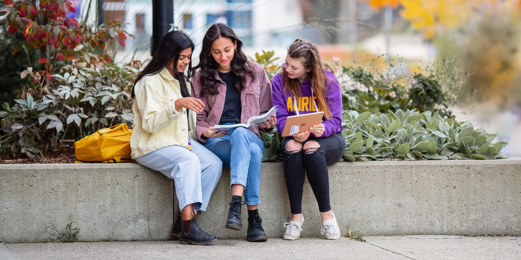 Starting your first year at #Laurier this September? ✅

We've created a list of everything you need to be doing this summer to help set yourself up for success in the fall: bit.ly/44crS8L