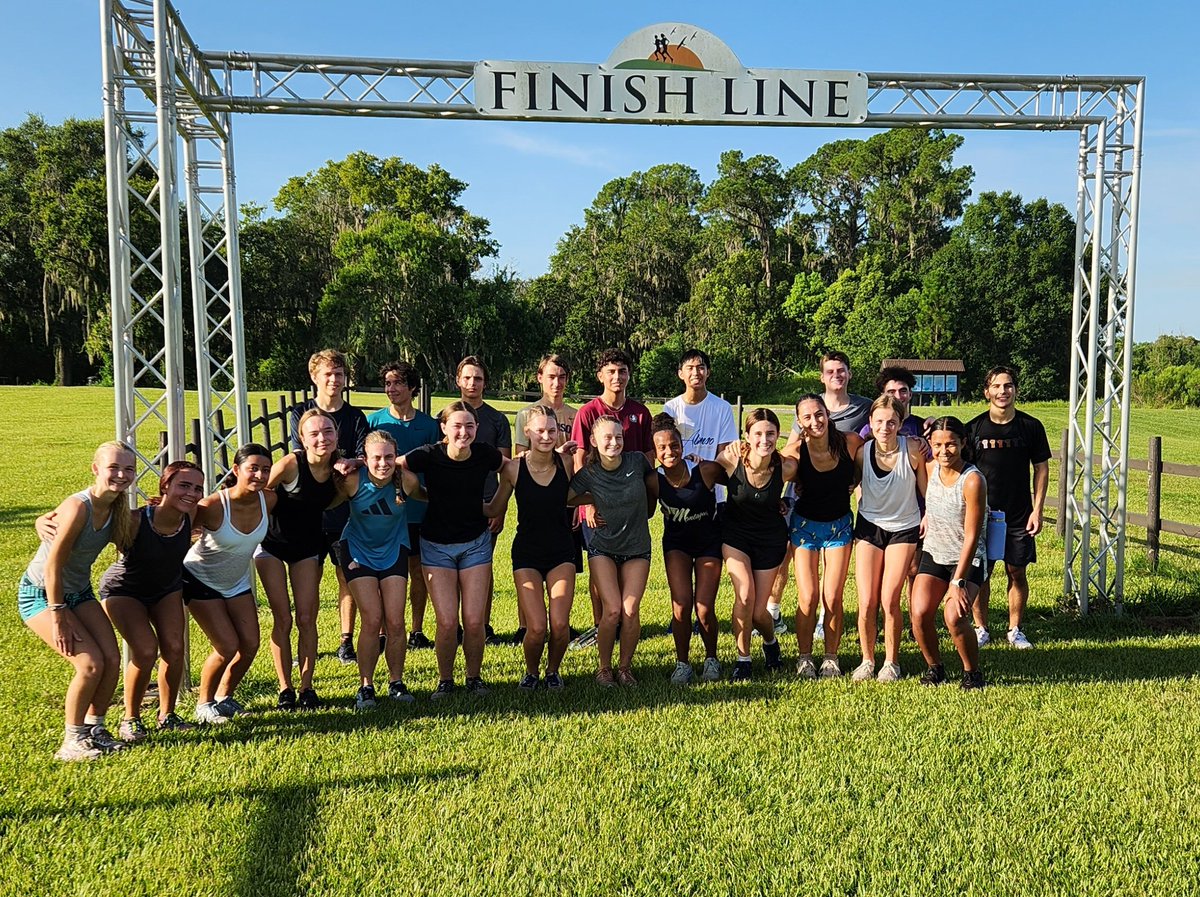 RavensXCTnF's tweet photo. Tremendous turnout at Holloway Park this morning. With less than a month to go before the season opening race, there is no time to rest. Hard work leads to success. #PlanetRaven @JamesHarrisAHS https://t.co/Z3WbExsnVq