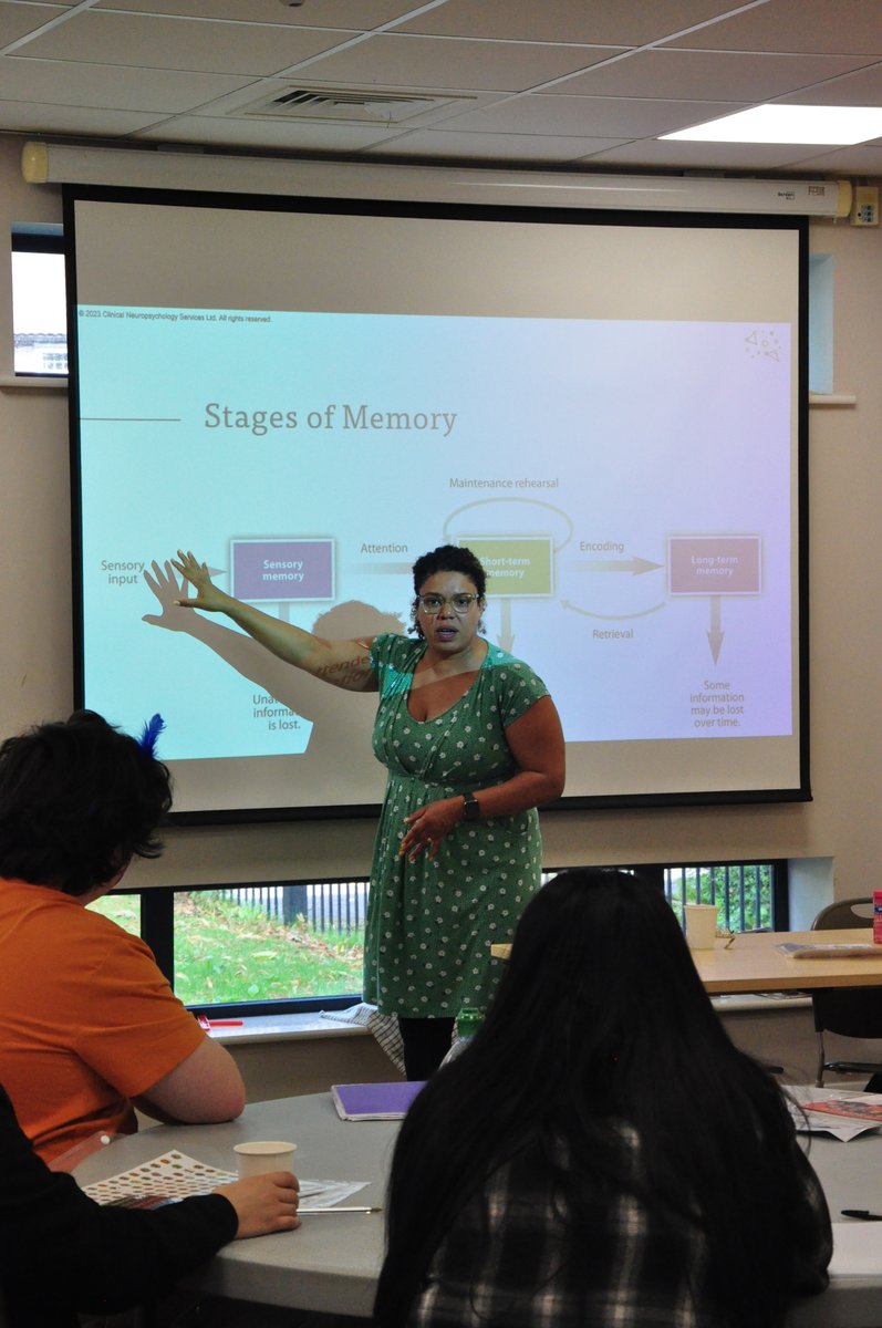 ClinNeuroPsych's tweet photo. We have had another fantastic morning at #BrainBootcampΒ 2023 Day 3!
Today's sessions were lead by Dr Penny Trayner and her assistant psychologist Charlotte Giblin, where the group completed sessions and exciting activities, practising memory and executive functioning skills! https://t.co/4t2KXZGHTb