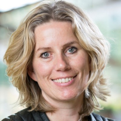 De wijze waarop initiatieven onder de #Omgevingswet mogelijk kunnen worden gemaakt verandert. Dit kan op verschillende manieren mogelijk worden gemaakt. Anette Zebel van <a href="/Rhoadviseurs/">Rhoadviseurs</a> legt het uit op de Dag vd Omgevingswet 5 oktober in Utrecht