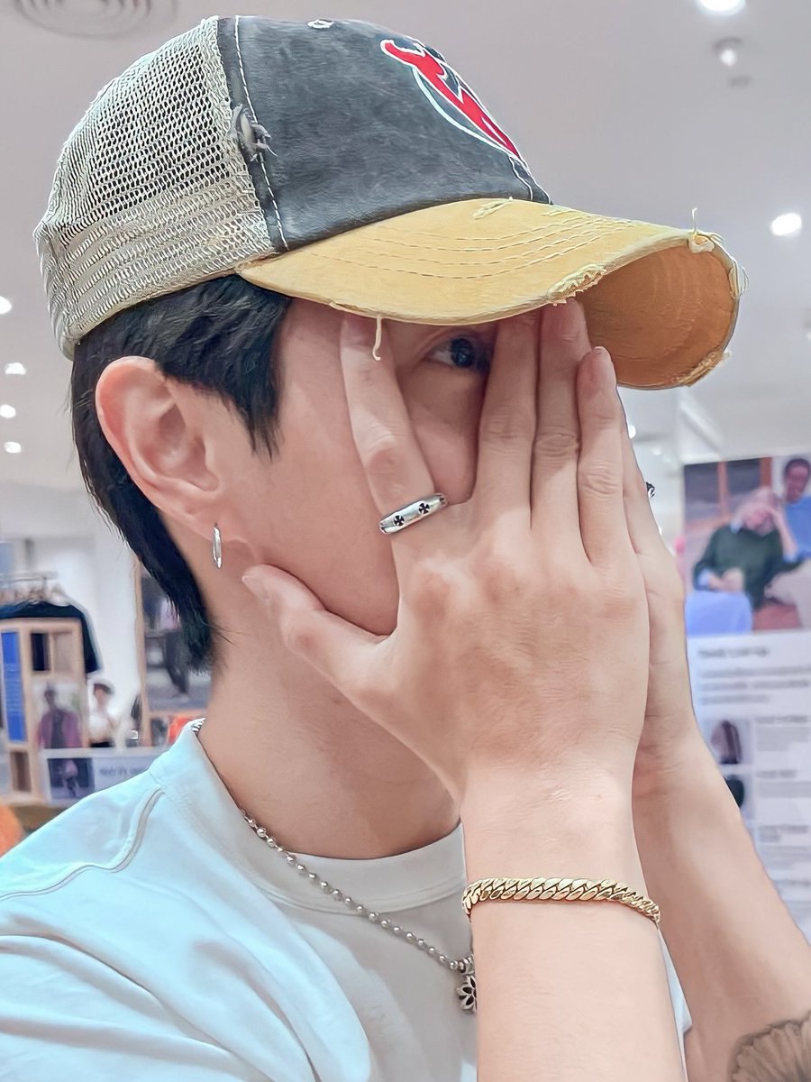 93mt__'s tweet photo. เท่สุดๆ

#MarkTuan https://t.co/rhuG9kTKvs