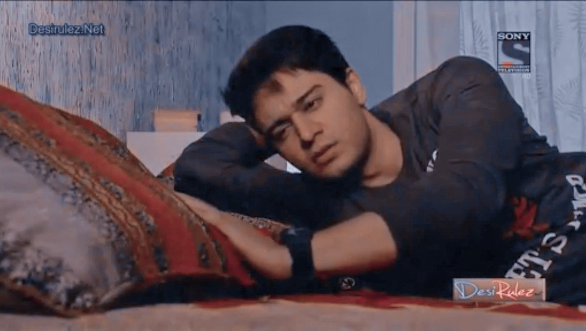 saarhairadha's tweet photo. did something, said something, lost something, risked everything. krish vaishnav the lover he was >>>>>
#bhbk • #krijni https://t.co/Hx2vtnwP0W