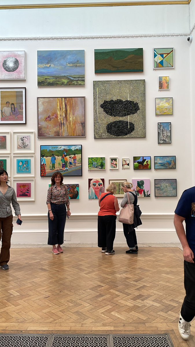 A really great evening at the @jacksons_art #paintingprize 2023, Rising Artists Exhibition PV @banksidegallery London last night. Also good to see my painting in the first room of this year’s @royalacademy #summerexhibition2023 ‘Only Connect’ set by Co-coordinator David Remfry