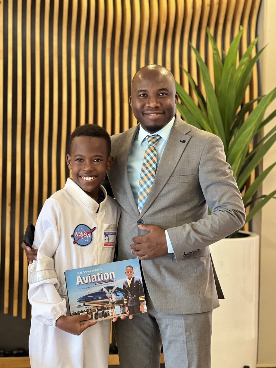 ZambaaliBulasio's tweet photo. Meet Capt. Graham Shema Who's the Youngest Pilot in The World. Ekisinga obukulu muna uganda.The seven year old boy became the talk of of the world after flying a plane.@UgandaCAA @UgandaUncovered https://t.co/W1plaGZbVS