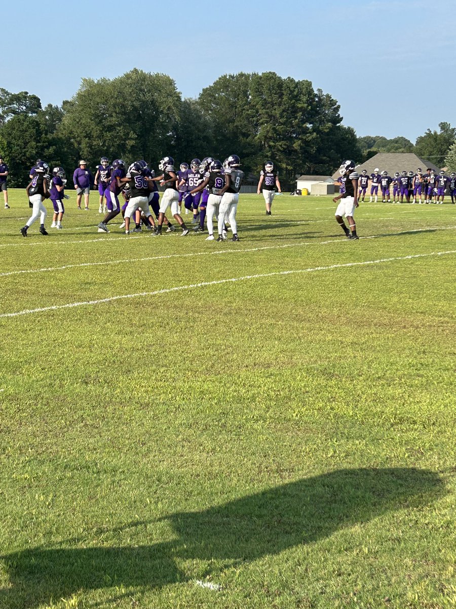 MilanMSFootball's tweet photo. We appreciate @HMSTomcats for letting us come scrimmage them yesterday. The season is just about here and we can't wait to see everyone in the stands August 8th! https://t.co/PIC2cwjfUi