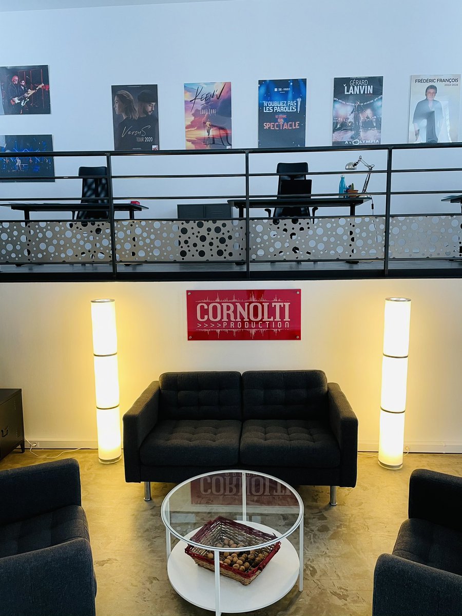 Une période estivale propice à un nouvel agencement des bureaux pour la Cornol’Team 🤣