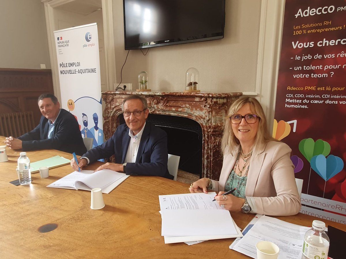 France Travail Nouvelle-Aquitaine (@ftravail_na) on Twitter photo ✍En #NouvelleAquitaine, <a href="/AdeccoGroupFR/">The Adecco Group FR</a> renforce ses partenariats #AvecPôleEmploi.
Emmanuelle Colombiès et <a href="/Alain_Mauny/">Alain MAUNY</a>
sont réunis à <a href="/aerocampus_a/">AEROCAMPUS Aquitaine</a> pour signer un nouvel accord en faveur de l'#emploi et de l’#insertion professionnelle. ✍En #NouvelleAquitaine, <a href="/AdeccoGroupFR/">The Adecco Group FR</a> renforce ses partenariats #AvecPôleEmploi.
Emmanuelle Colombiès et <a href="/Alain_Mauny/">Alain MAUNY</a>
sont réunis à <a href="/aerocampus_a/">AEROCAMPUS Aquitaine</a> pour signer un nouvel accord en faveur de l'#emploi et de l’#insertion professionnelle.