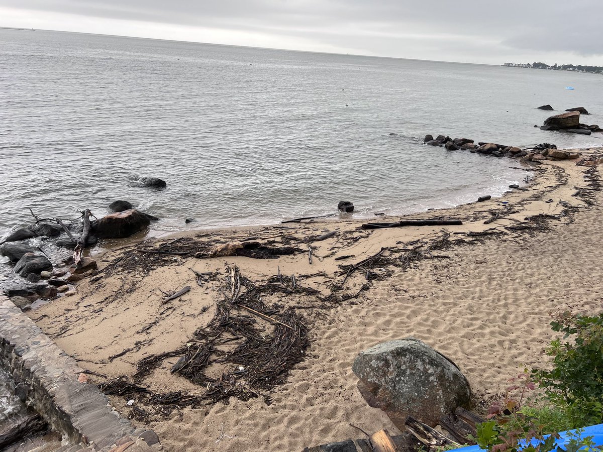 elKat_bert's tweet photo. @WTNH This the a beach in Westbrook. https://t.co/HWeg6x9INu