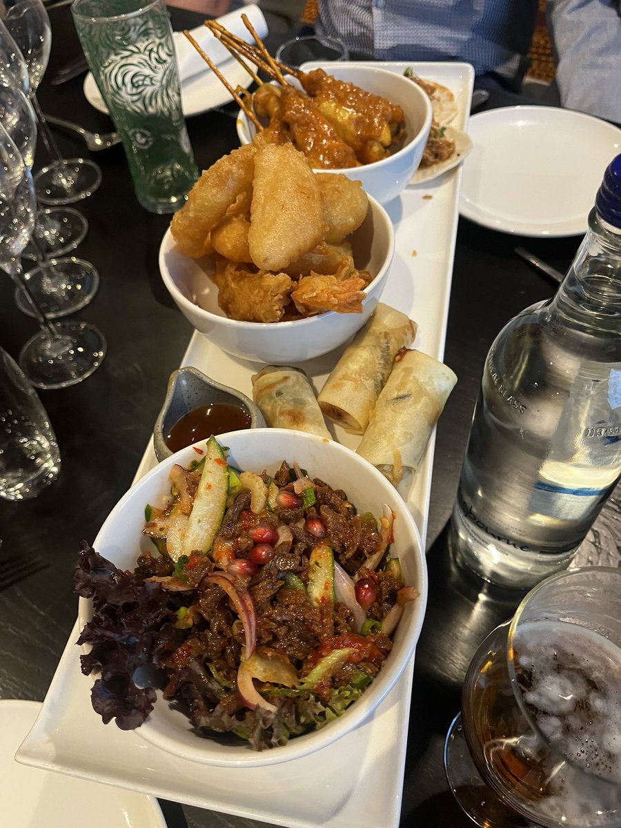 What an outstanding evening being invited to join such inspirational people in a #PrivateDining experience to discuss AI and <a href="/LyftaEd/">Lyfta Education</a> … thought provoking and entertaining and empowering- thanks so much <a href="/SerdarFerit/">Serdar Ferit</a> . Lovely to see <a href="/smartheadteach/">Helen Smart</a> <a href="/HonestHeadteac1/">Honest_Headteacher FCCT</a> and all