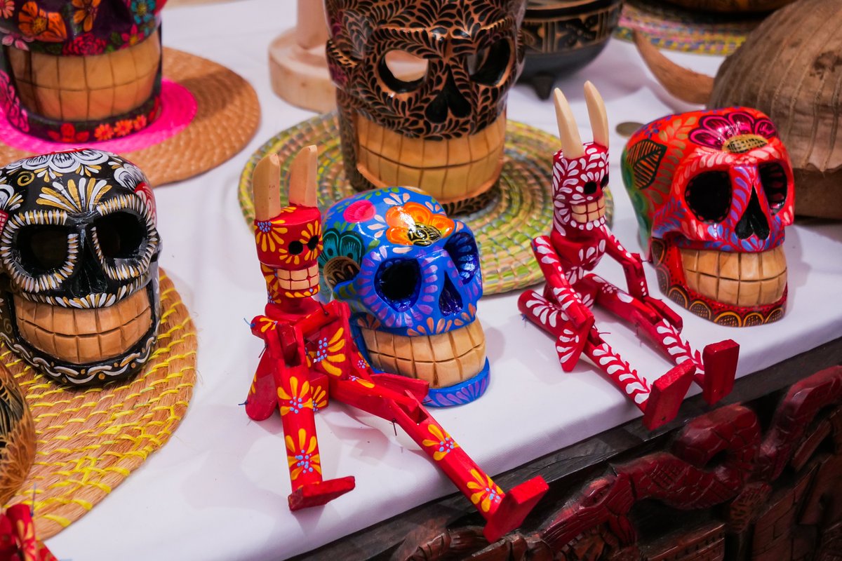 ¡La magia y el color de Yucatán llegaron a Zapopan!🤍🪄

Ven a esta gran fiesta y encuentra gran variedad de productos hechos por manos yucatecas.🤩

📆13 al 16 de julio
📍Plaza de las Américas, Zapopan, Jalisco
⏰11 a 21 hrs
🔥¡ENTRADA LIBRE!

✨Programa bit.ly/3CEYR9V