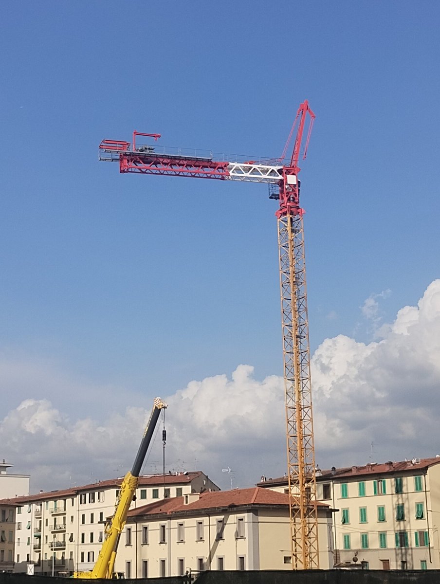grumota's tweet photo. Montaggio K3030 #Potain #Firenze #edilizia #gru https://t.co/fKFdi4jyF6