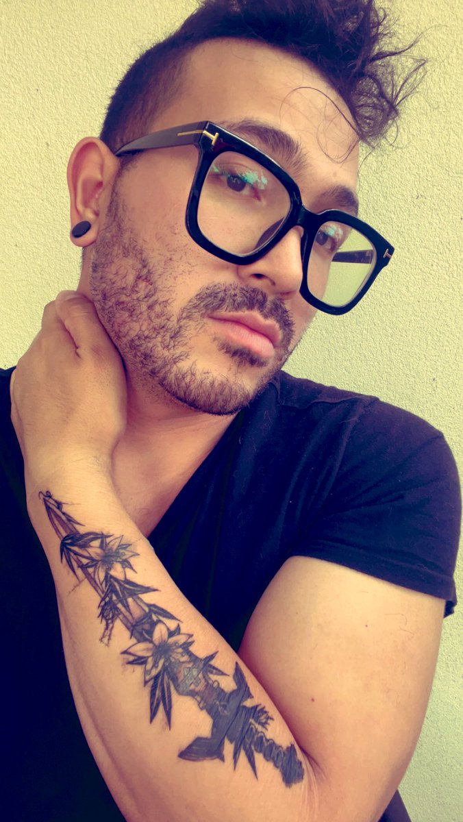 ScrubLordDustin tweet media