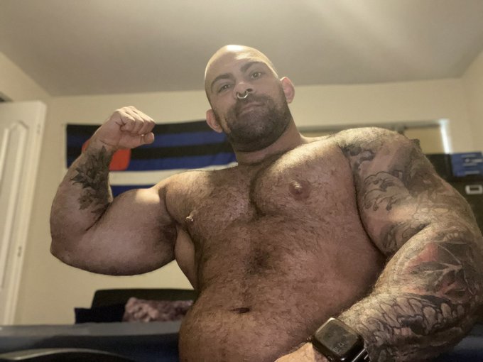 Is it time to get naked and start the weekend yet? https://t.co/6STr0X5vi9<a href="/tag/pup"class="tags"><span>#pup</span></a><a href="/tag/chastity"class="tags"><span>#chastity</span></a><a href="/tag/steamworks"class="tags"><span>#steamworks</span></a><a href="/tag/locktober"class="tags"><span>#locktober</span></a>