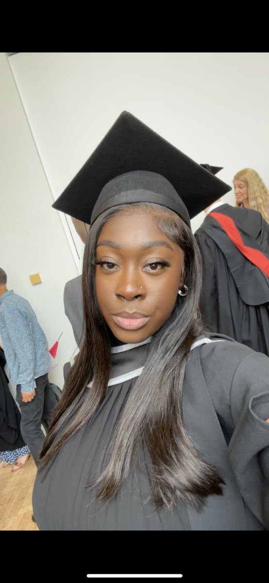 This barbie just graduated 👩🏾‍🎓