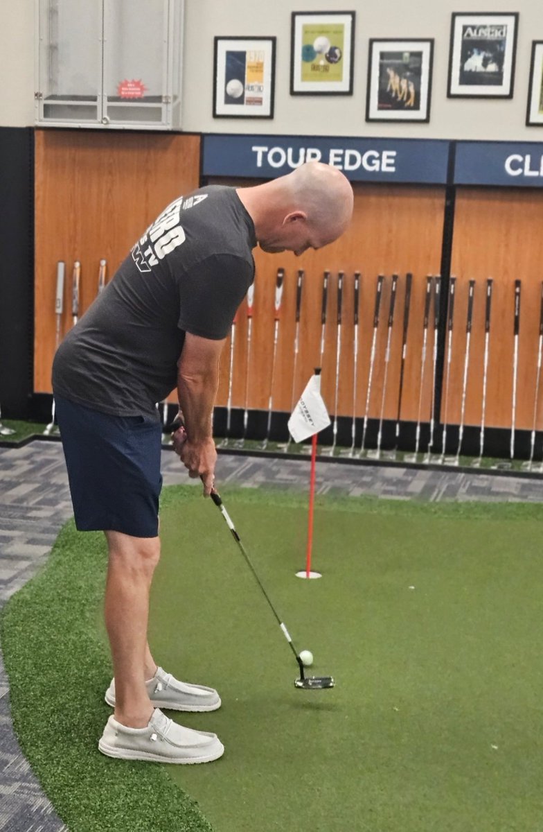 A trip to <a href="/GolfAustads/">Austad's Golf</a>  is like going to Disney for <a href="/johnkgaskins/">John Gaskins</a> &amp; his Dad.😂