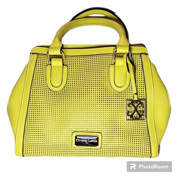 So good I had to share! Check out all the items I'm loving on <a href="/Poshmarkapp/">Poshmark</a> from <a href="/tymberscloset/">Tymber's Closet</a> #poshmark #fashion #style #shopmycloset #lillypulitzer #littlestpetshop #christianlacroix: posh.mk/jfn6Z9fTqBb