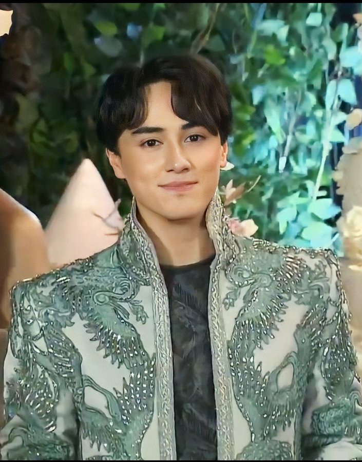 Aiza030686's tweet photo. Happy Birthday @Barber_Edward_ blessed you more,, mag iingatz parati minsan lng dito sa ibon pero solid parin to sayo 😊❤️ enjoy your day 🫰🫰🫰

EDWARD BLESSED AT23 https://t.co/7QWH918GTq