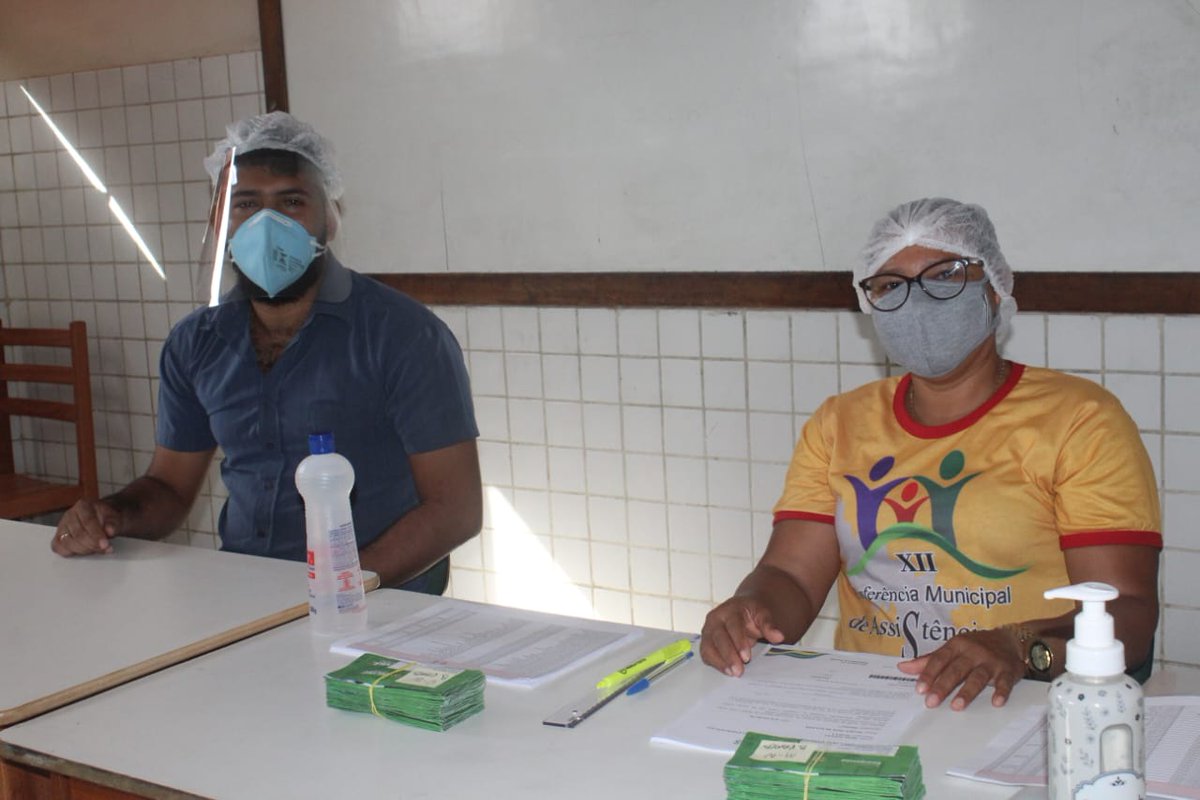 Entrega de cartão vale card na época da pandemia do COVID 19.