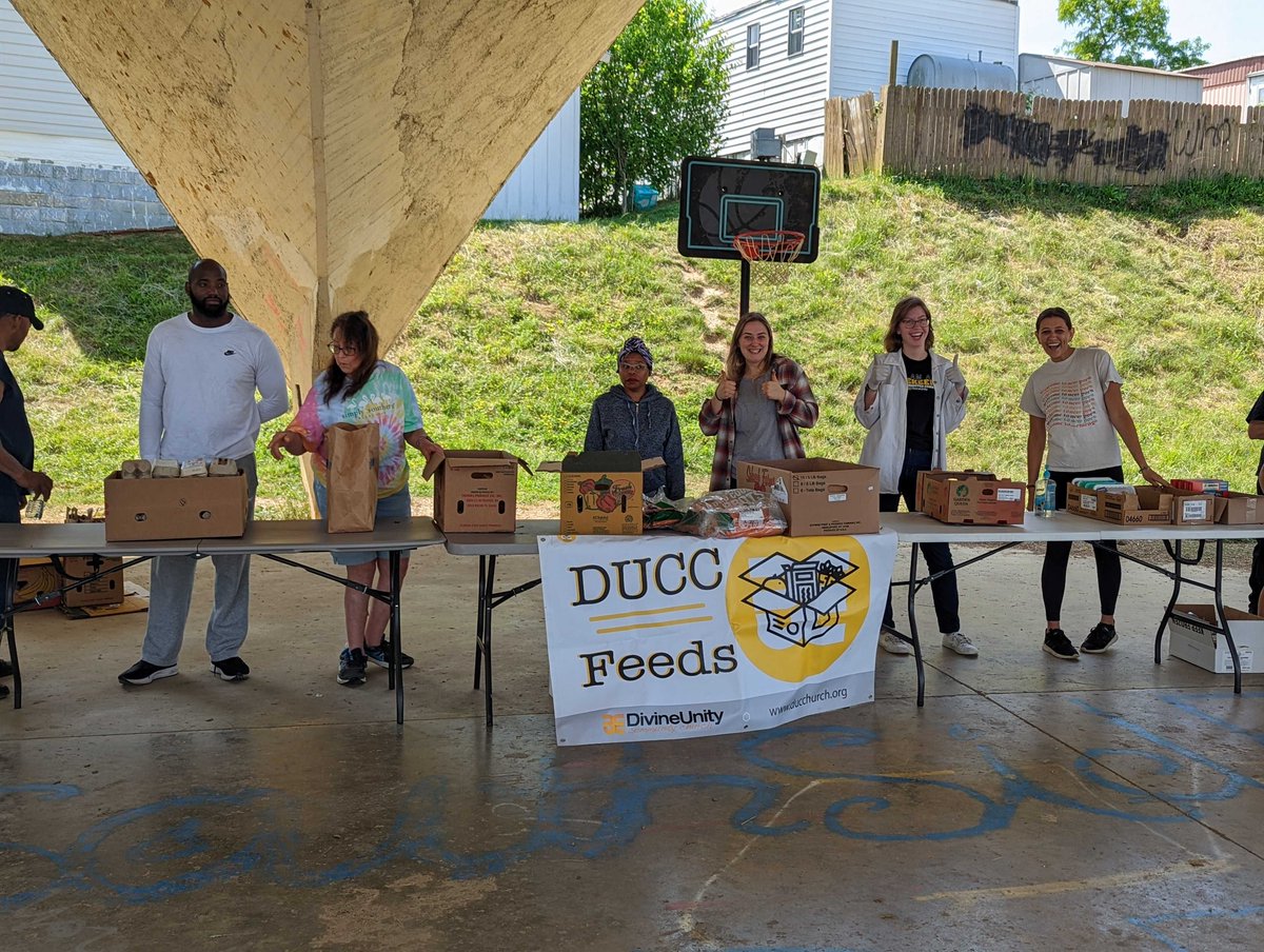 Looking for a way to serve the community this weekend?! Join us for DUCC Feeds tomorrow morning at 9:20a in the DUCC Lobby. We'll read and feed our neighbors at the Spotswood Mobile Home Community. This is your DUCC News! #ducchurch #duccfeeds #duccnews - mailchi.mp/ducchurch/want…