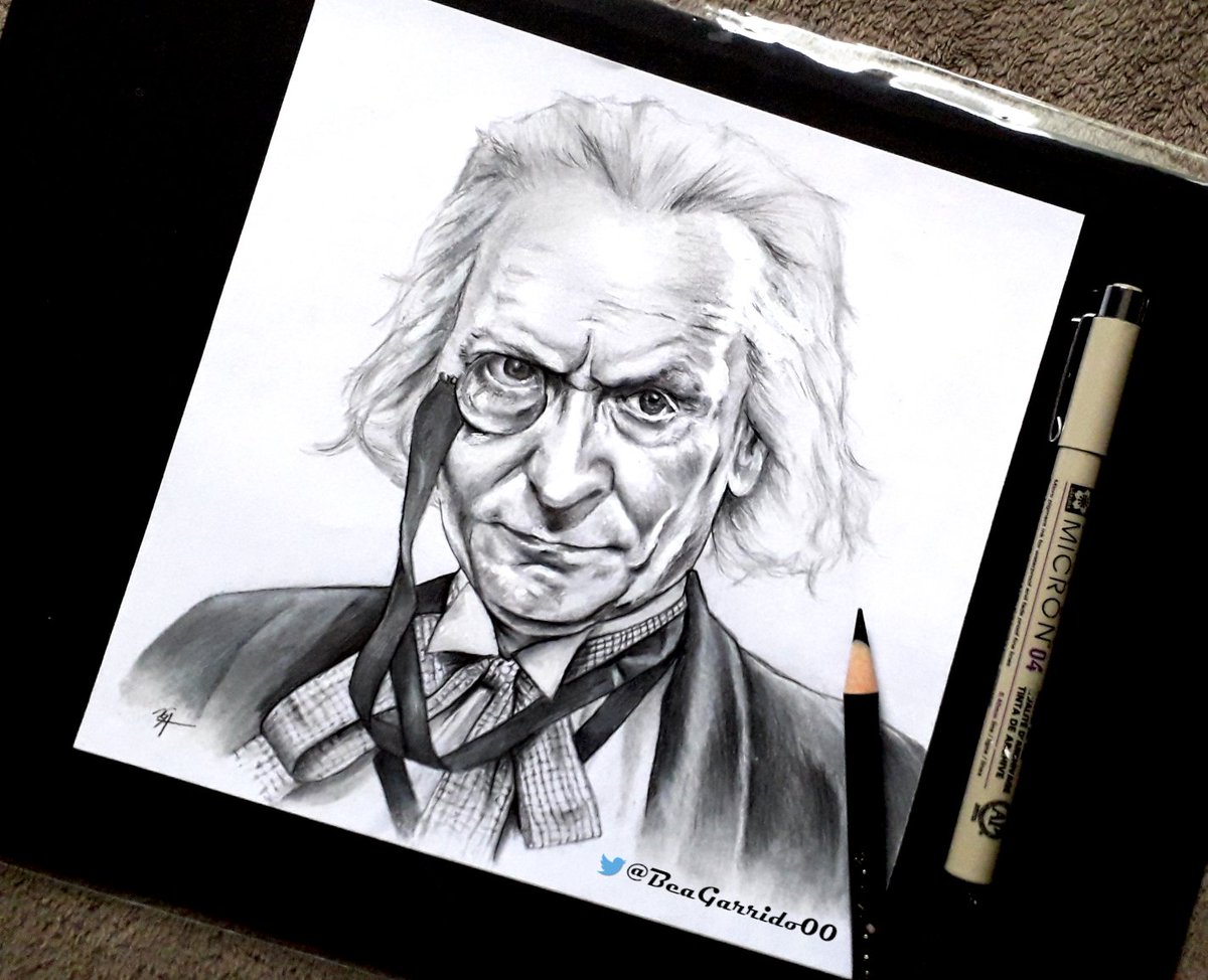 One from the archives! 😅 I did this drawing of the great William Hartnell back in 2014. Still quite proud of it, considering it's been a while &amp; I wasn't a working artist back then. What do you think?
❤ &amp; RTs appreciated!

If you want to bid, link is in the comments! #DoctorWho