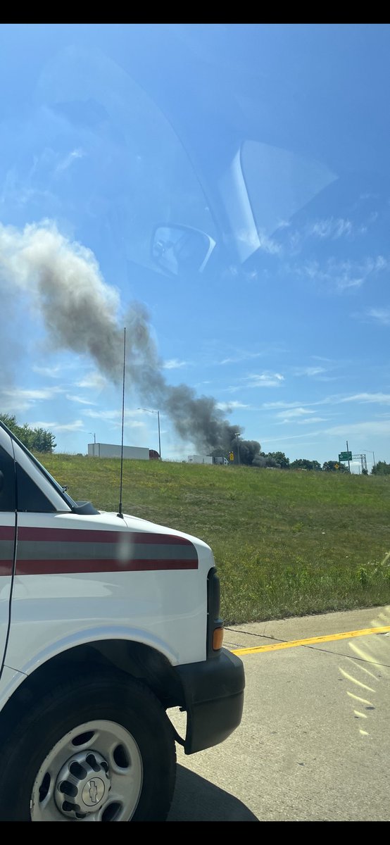 larelawson's tweet photo. @WLWT Erlanger exit 71/75 south https://t.co/859NmLPmZ9