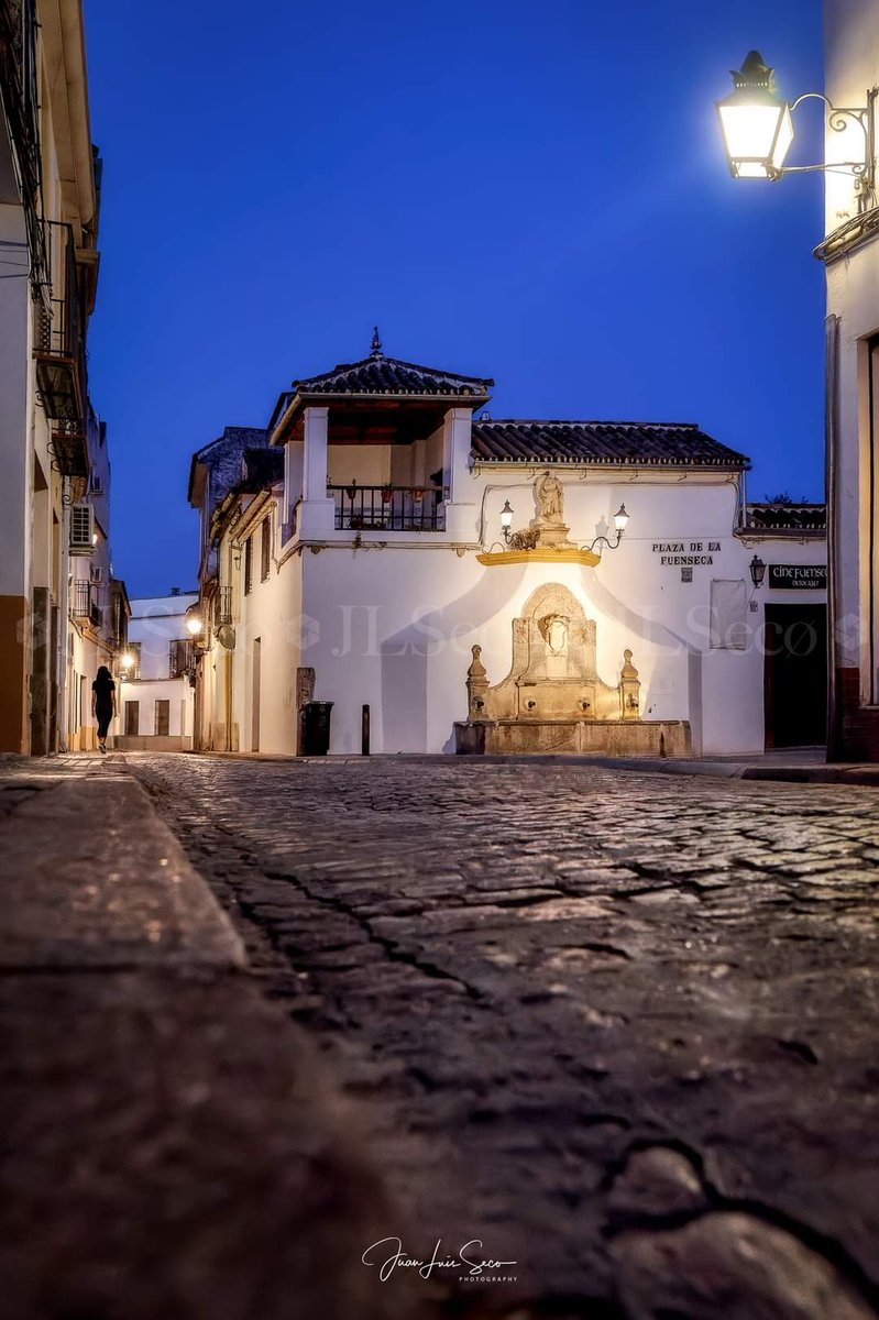 Cordoba_spain's tweet photo. 💙 Me enamoras en cada rincón...

#CórdobaEsp https://t.co/VbHxahAZeF