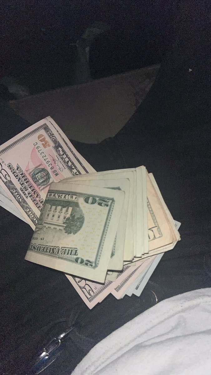 AFNF95's tweet photo. Blessed ta see another year they say G5 wasn’t gon make it ❤️#Freedakamp https://t.co/HaWafkMK4c
