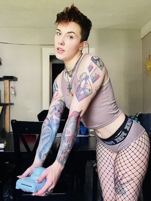 I thought of something funnier than 24&hellip;🎂 https://t.co/LJGB237q0r<a href="/tag/saintpatricksday"class="tags"><span>#saintpatricksday</span></a>