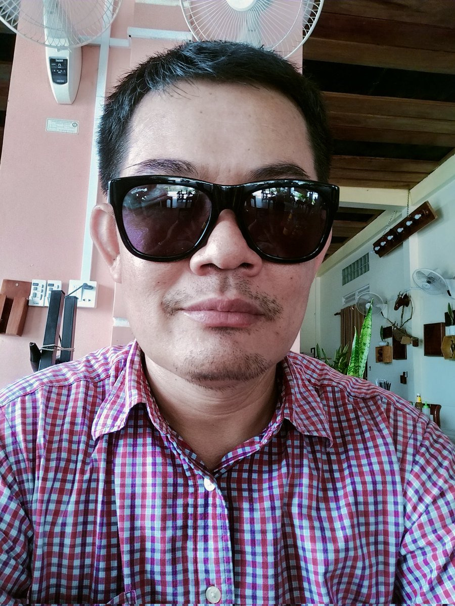 sophy thun tweet media