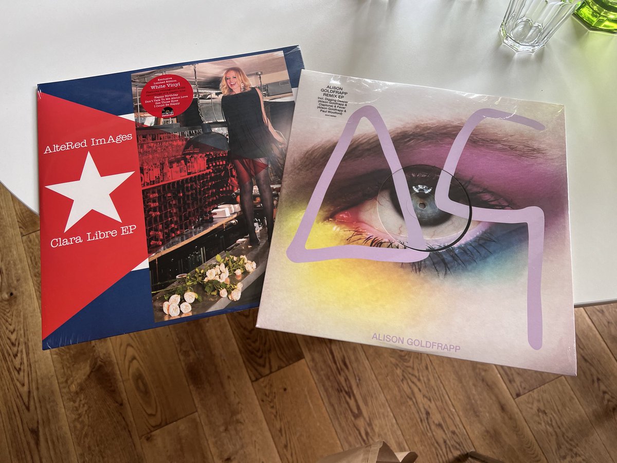 peteswiftysan's tweet photo. When you know you’ve chosen the perfect Independent Chair for your @EmployeeOwned Board….. our 25th Birthday present from her!!👍🏻 @AlteredImages5 @alisongoldfrapp #recordstoreday23 https://t.co/2It19hdJk0