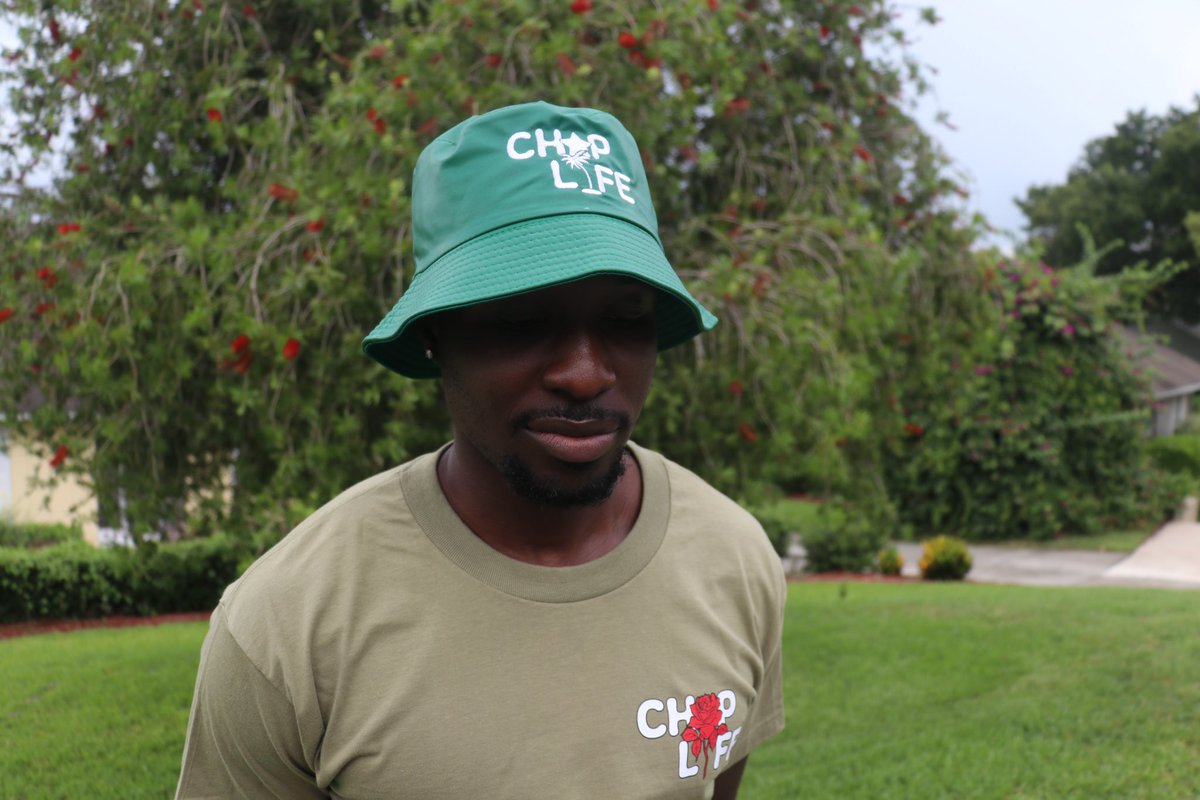 ChopLifeBoyz's tweet photo. Back by popular demand🎶Now available online three new colors of our ‘One Life, Live It’ rose design🌹two new buckets hats, and our black Chop Life trucker has returned!
 
Shop now at https://t.co/wu3GJcMJtO https://t.co/DnOaVcAuyC