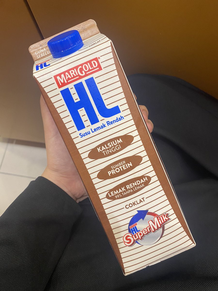 Diamlaaaaaaaa's tweet photo. Fav 🥛 kalau beli mmg tak prnh yg kecik😂sekejap je settle besar ni😉 https://t.co/8okwvBEIun