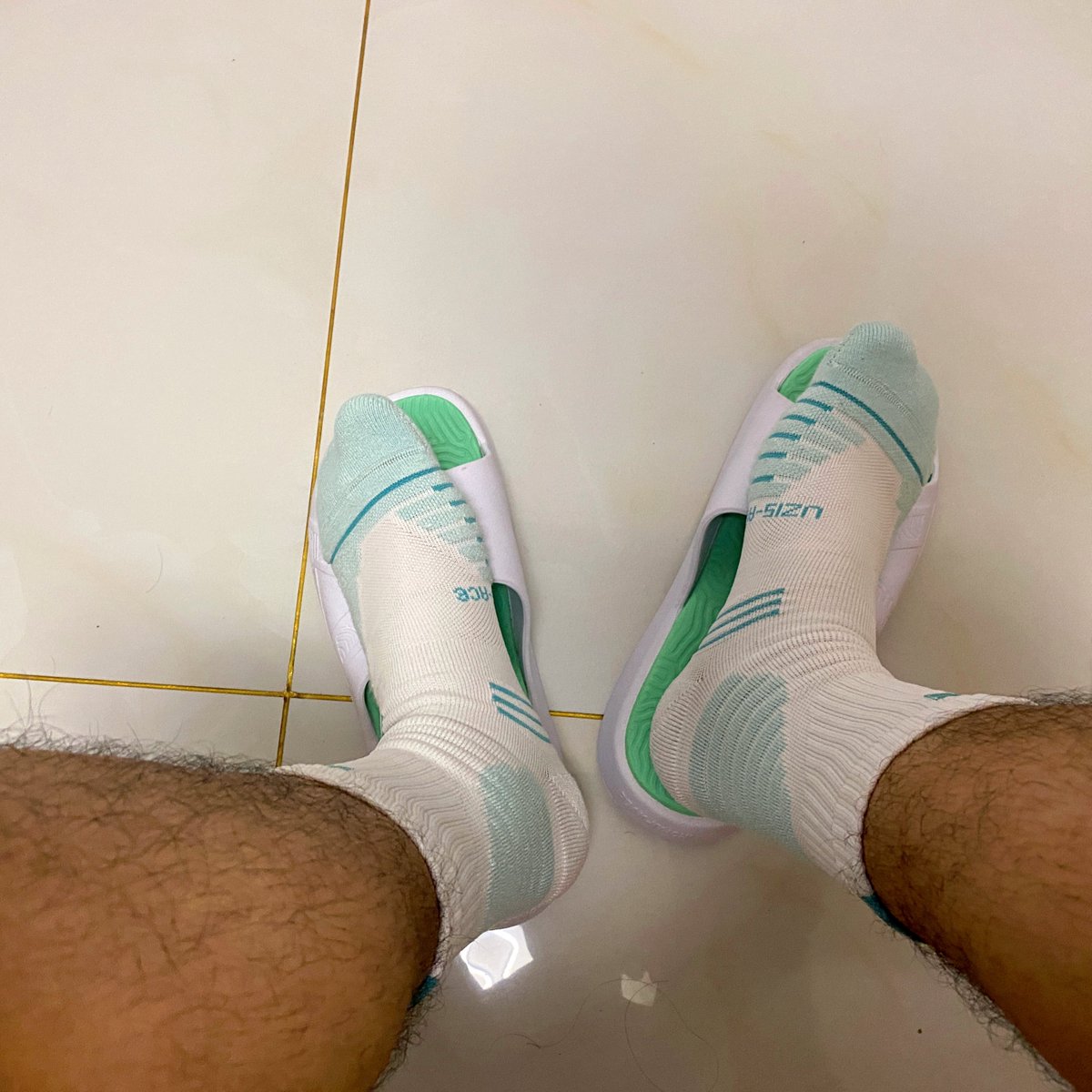 Sang35469470's tweet photo. 假冒一下黑皮体育生🤪 https://t.co/l8hHa63N4E
