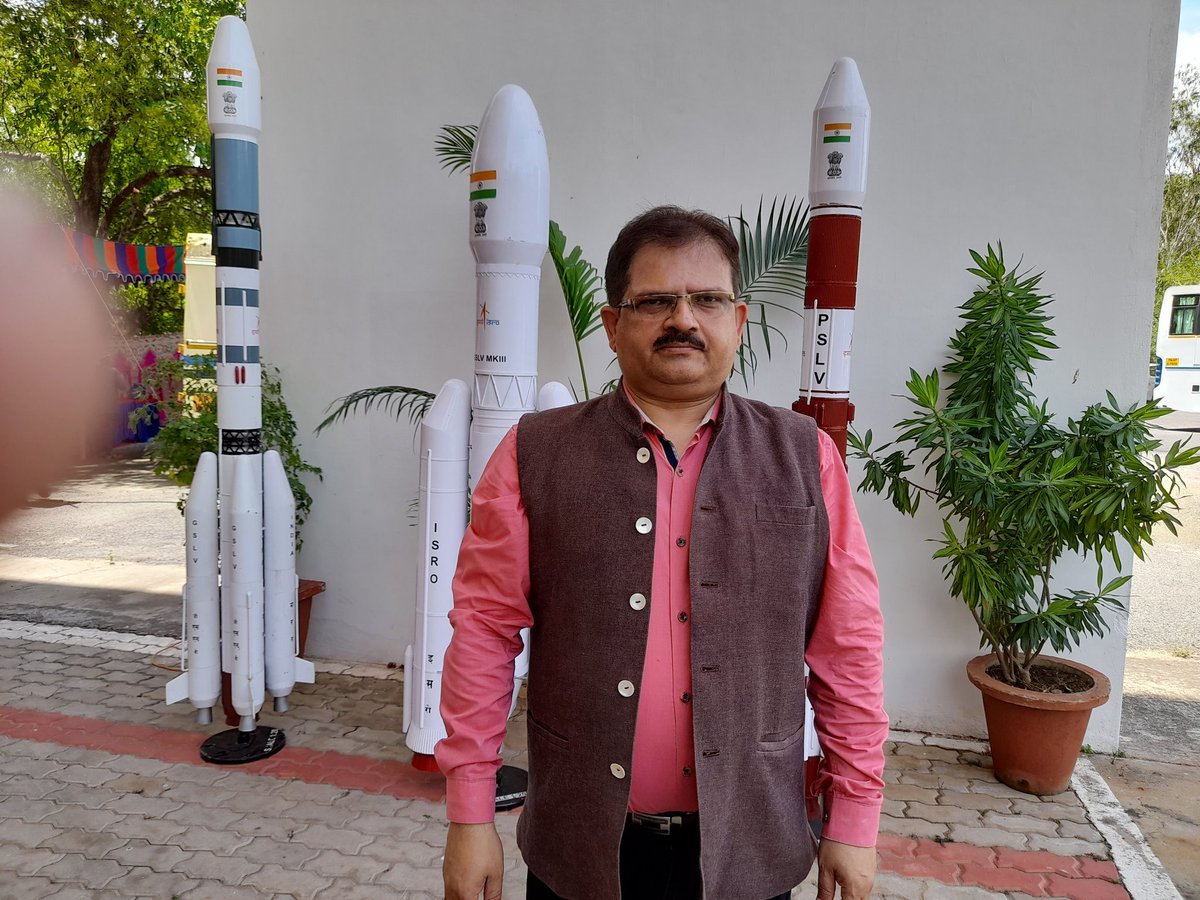 KMShrma's tweet photo. It was a life time achievement to cover launch of #Chandrayaan3 at #Sriharikota #ISR0 @BhaaratExpress .
#Chandrayaan3Launch
@UpendrraRai https://t.co/YynxN7SSLy