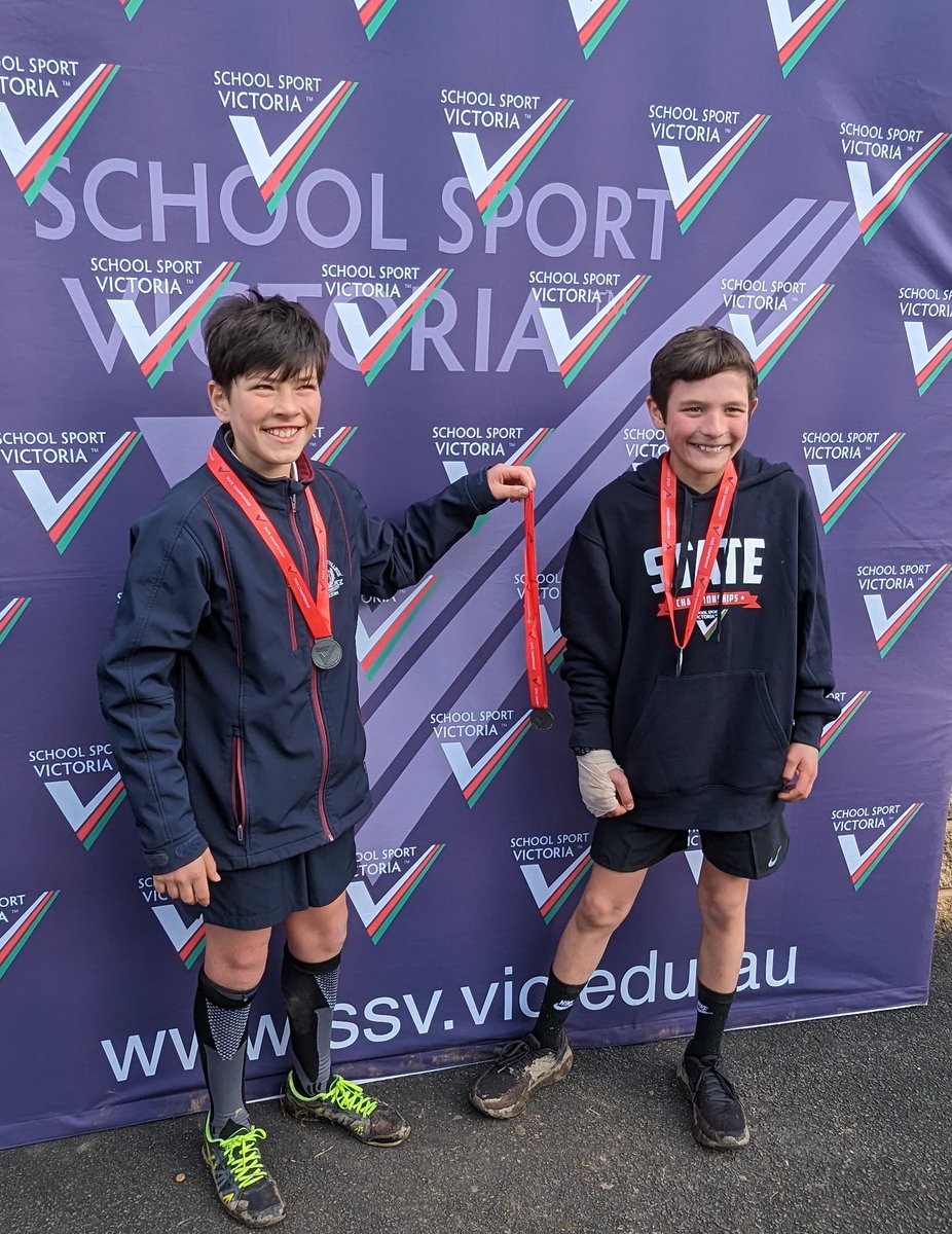 shckyneton's tweet photo. First pics are in from the Vic State Cross Country Championships at the Yarra Valley Racecourse yesterday. It was terrific to see all students run so well in such a competitive event. More pics and full results in next week's #CollegeNewsletter. Congrats to all involved. #SHCK https://t.co/ebWDJKIcYx
