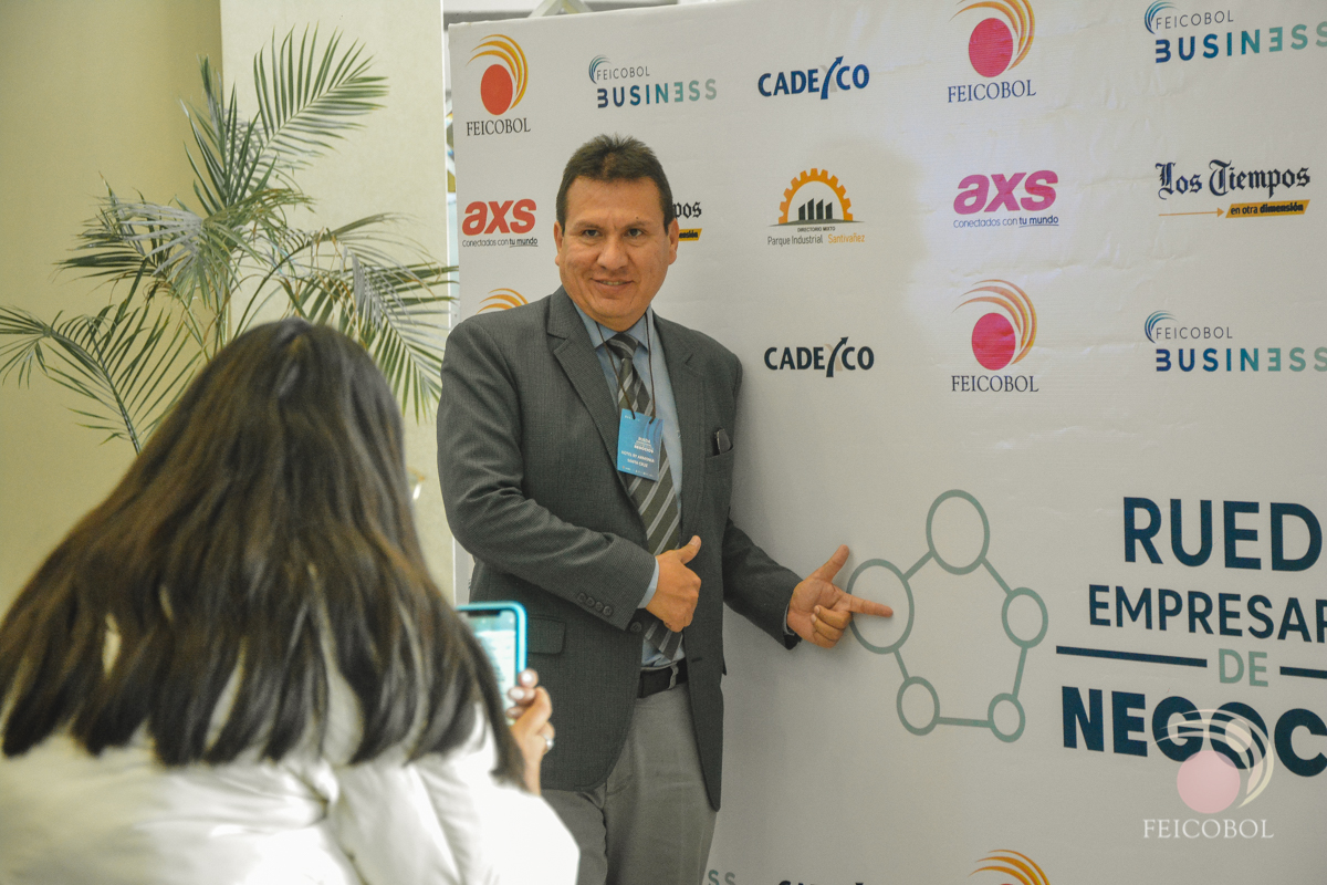 ¡El cuarto día del Feicobol Business ha sido un verdadero viaje de descubrimiento! 🚀✨ 

Cada paso dado, cada conversación sostenida ha llevado a conexiones inesperadas y a oportunidades unicas. 
¡Prepárate para el futuro que estamos construyendo juntos en el Feicobol Business!