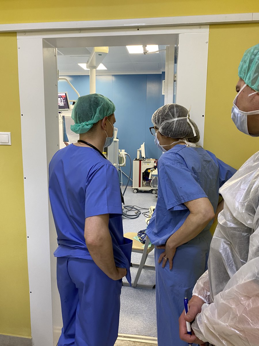 WHO_Europe's tweet image. In #Ukraine, medevac operations involve hundreds of daily patient transfers inside the country &amp;amp; dozens of cross-border transfers each week for patients in need of specialized care.

#EU &amp;amp; @WHO join forces to strengthen medevac operations 👇 @WHOUkraine 
who.int/ukraine/news/i…