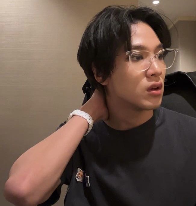 ยอดพีระมิดแฮชาน tweet media