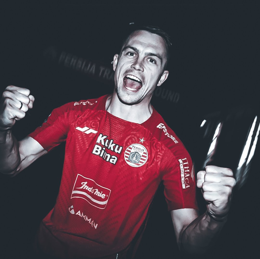 4EveredFootball's tweet photo. #HereWeJos 𝘔𝘢𝘤𝘪𝘦𝘫 𝘎𝘢𝘫𝘰𝘴 (32) 🇵🇱 Gelandang serba bisa terbaru milik Persija Jakarta

🚹 Pemain inti Lechia Gdansk
💥 Pencetak gol jarak jauh
🔃  Gelandang versatile
🎯 Teknik freekick berkelas
🗣️ Kepemimpinan di lapangan 

#EveredThread https://t.co/kv98GG6S83
