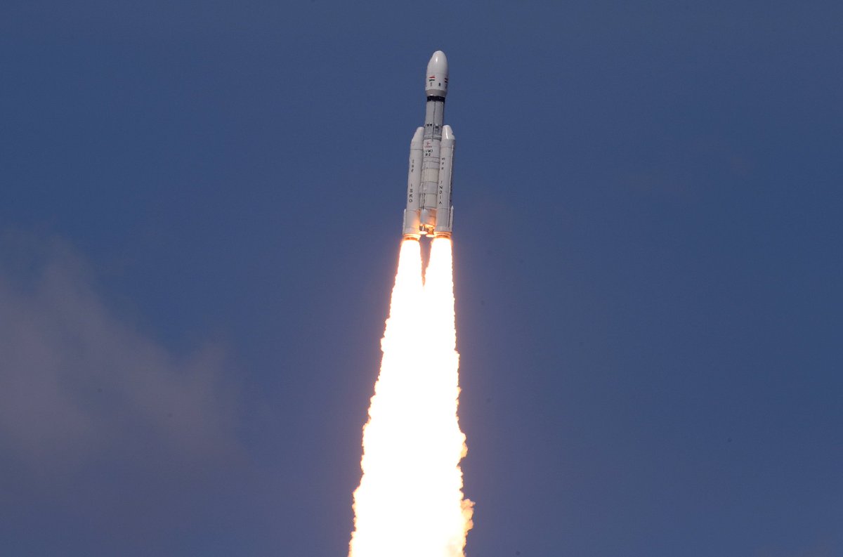Iamac40's tweet photo. @DoctorNene जय हिंद! 🇮🇳 

Congratulations to the team of @isro for successfully launching the #Chandrayan3 🚀🫡

We wish you success for the mission 💙 https://t.co/VVWwu6CgK6