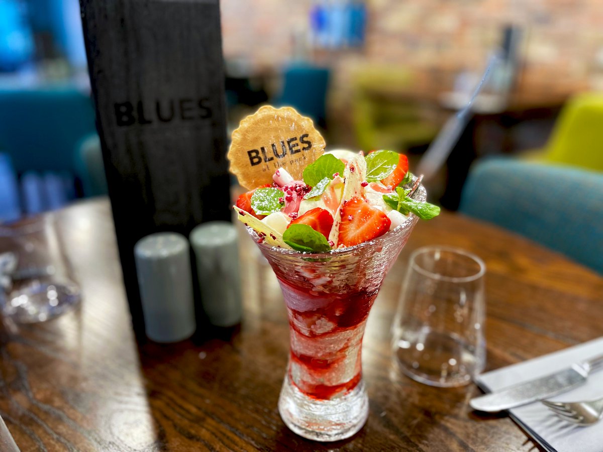 #NationalIceCreamDay? Our *Strawberry Meringue Sundae* from Blues -at the park- has you covered 💙
