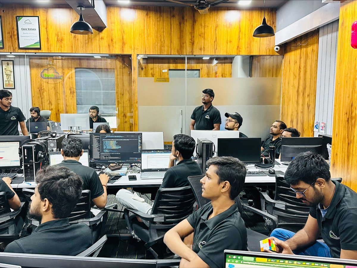Glimpse of Surat Salesforce Meetup - All about new release

#ShareyourGyan #AwesomeAdmin #salesforcedeveloper #salesforcemeetup #suratsalesforcemeetup #itechcloud #itechcloudsolution #givingback <a href="/parthv4u/">Parth Vasani</a> <a href="/SFDC_Surat/">Surat Salesforce</a>