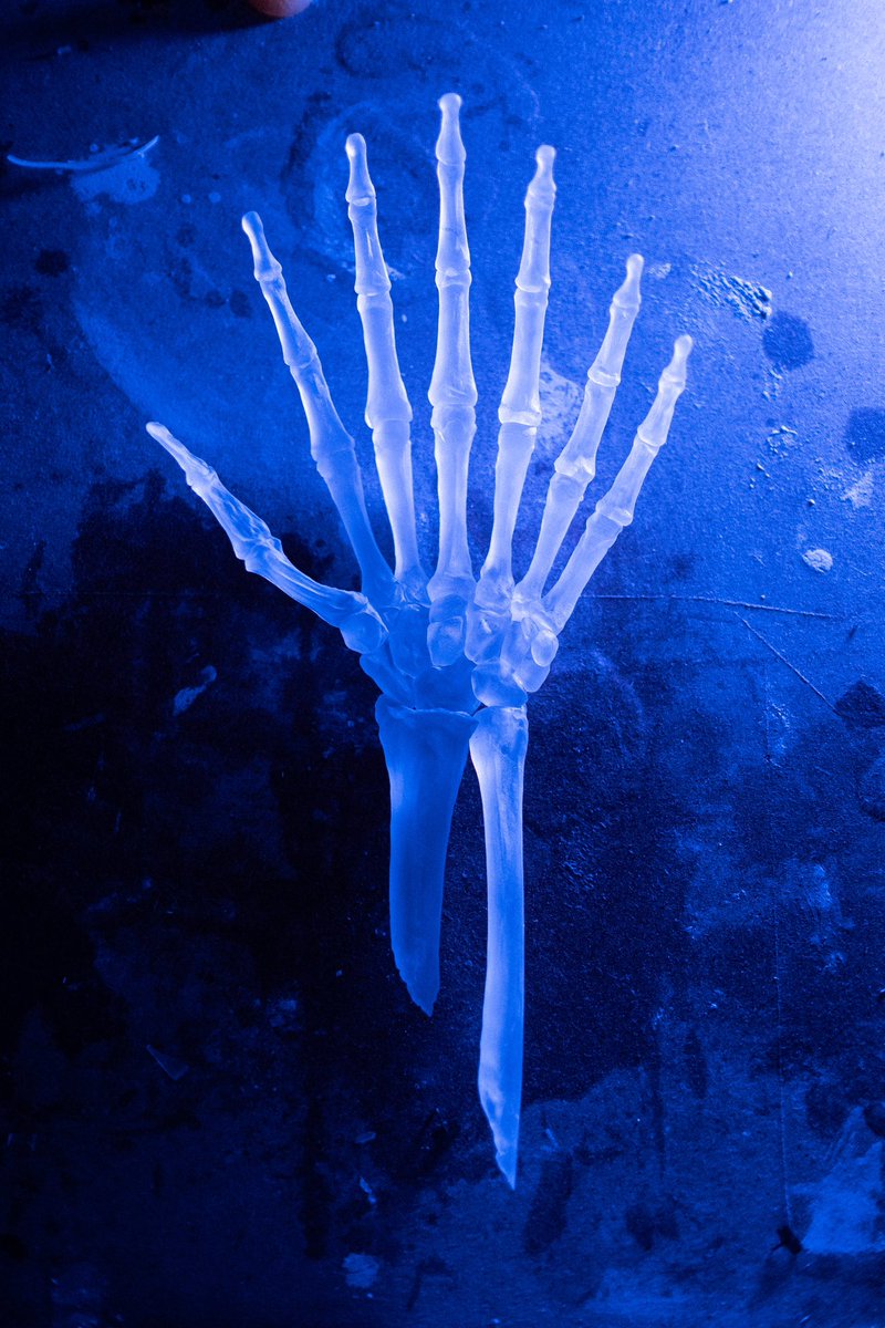 Simone_Vezzani's tweet photo. Mano con sette dita (La mano che non sarà),
Translucent resin 3D print
2023
Very first protoype of the 3D printed hand.
#simonevezzani #3dprint #sculpture #sculpt #bramstoker #3dprintlab #futuresculpture #digitalart #resin https://t.co/ObYp8bQ8JH